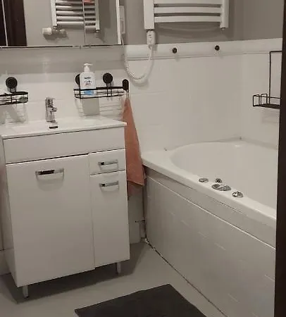 Lägenhet Apartament Czerwona Cegla