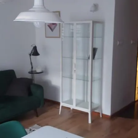 Lägenhet Apartament Czerwona Cegla